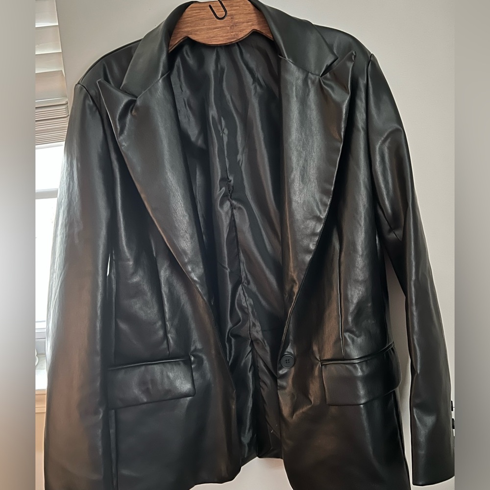 Faux leather oversized blazer from It’s Juliet
